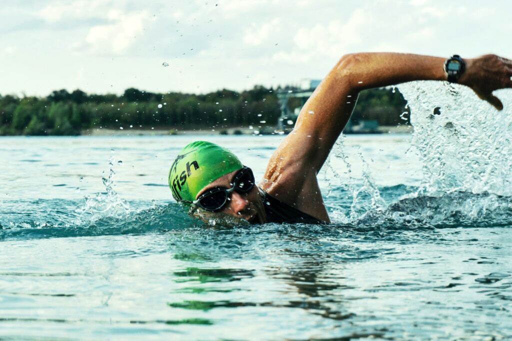 Are you going to swim easy or intense? Either way, try these suggestions on how to fuel properly for a pool session