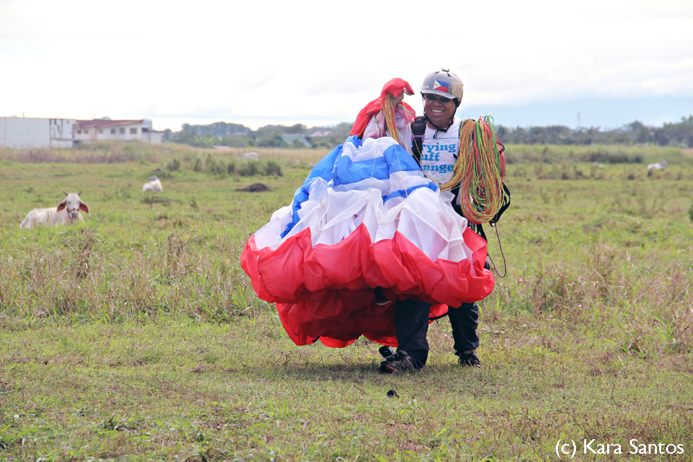 Paragliding looks daunting at first but once you've hit the ground, you will surely want to do it again