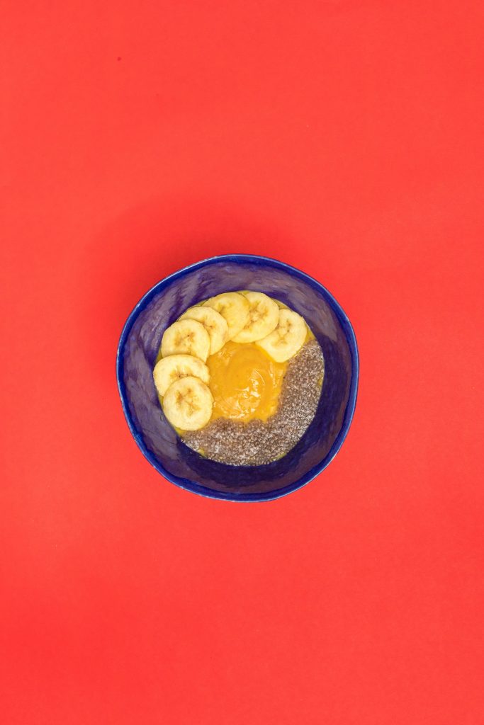 Healthy bowl 1: Mango banana smoothie