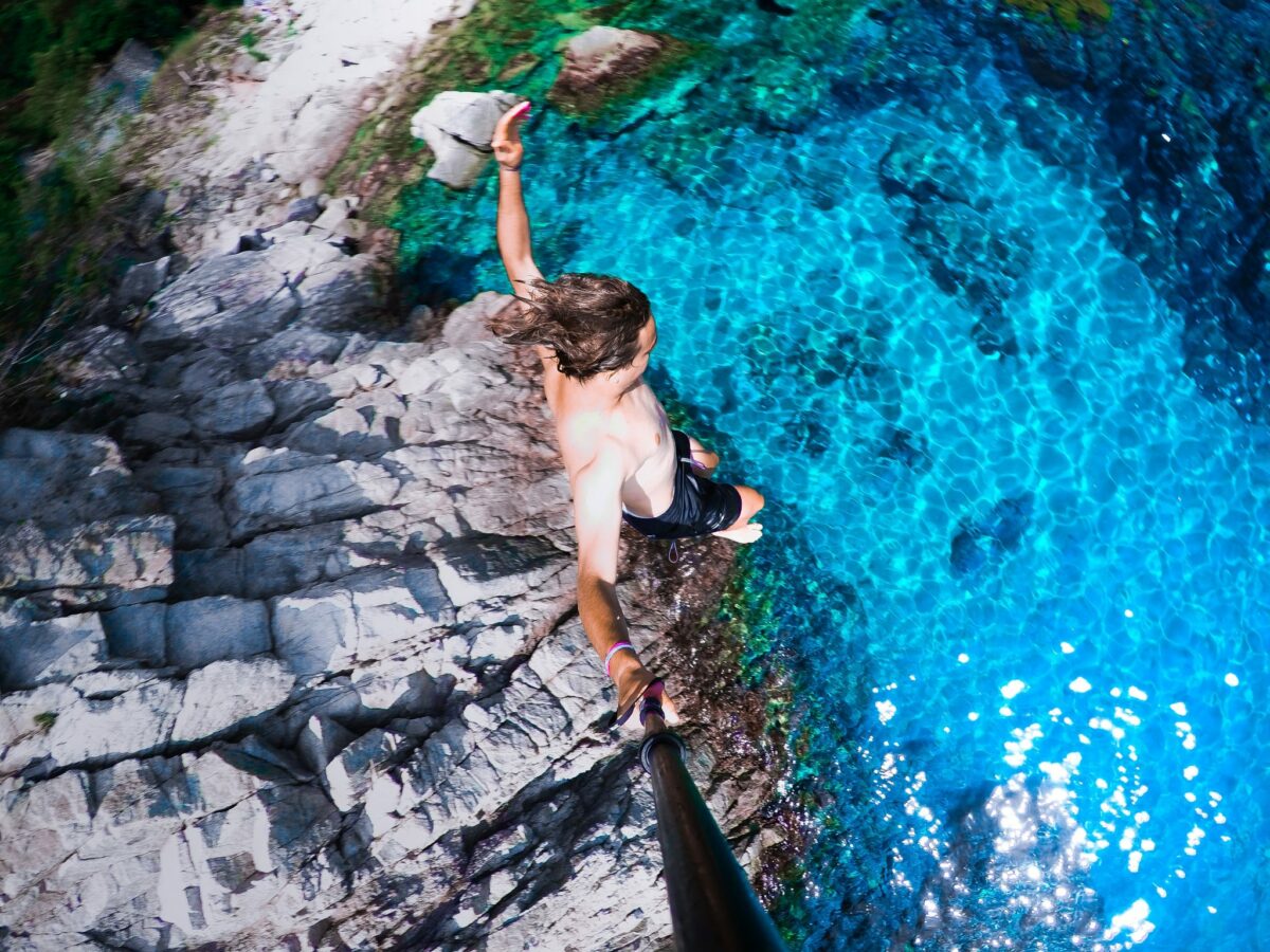 Here's everything that could go wrong with cliff diving - Multisport.ph