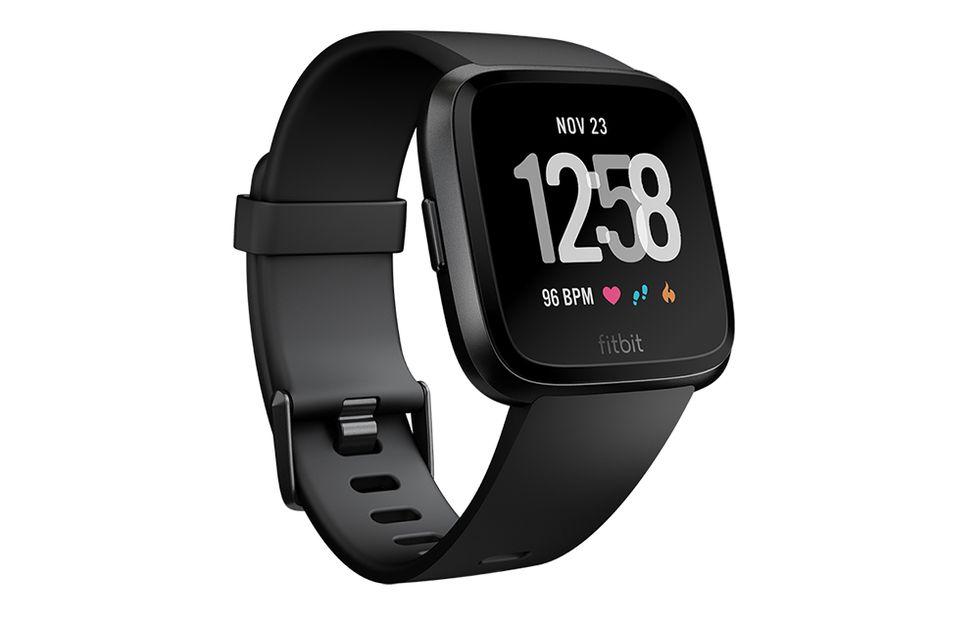 7 gifts for moms who run: Fitbit Versa