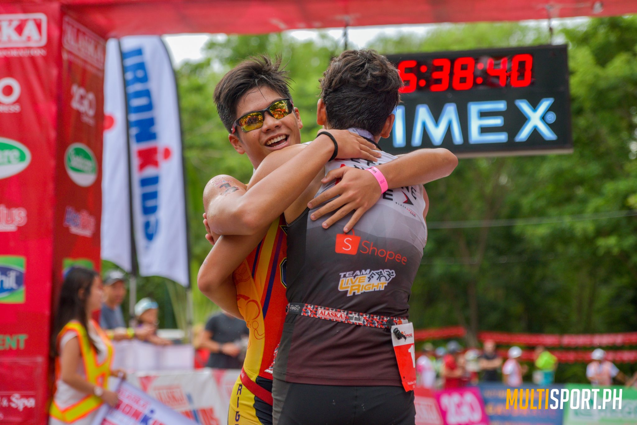 While Zedrick Borja was ahead by at least a minute during T1, the race’s entirety found him and fellow IronKid Clifford Pusing in a close fight