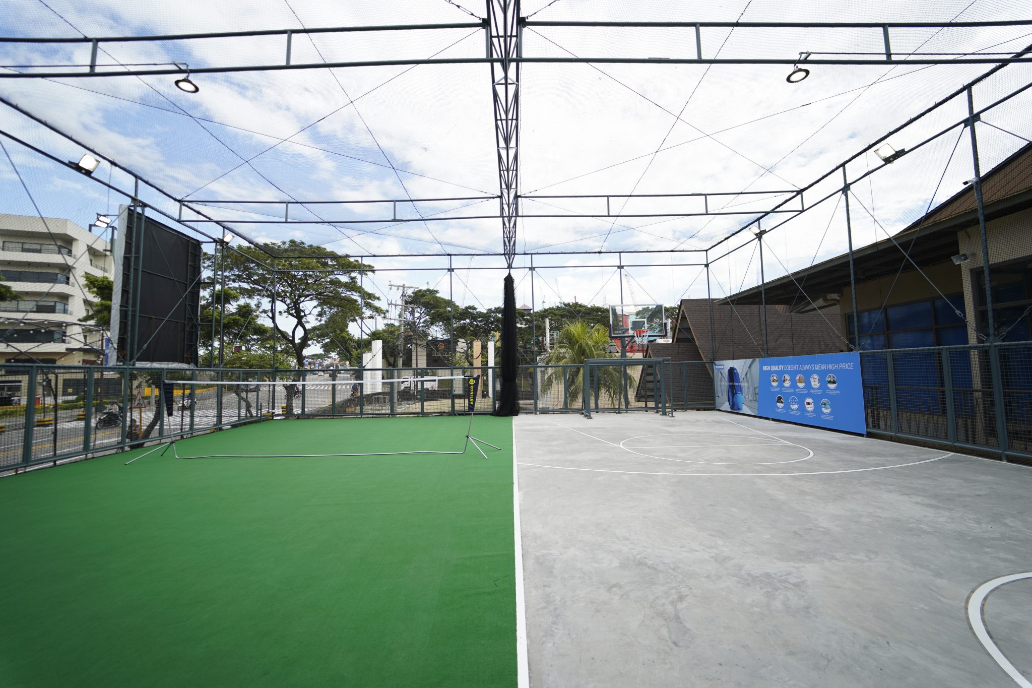 All Decathlon stores in the Philippines contain a large playground, spanning more than 350 square meters that will be free and accessible to all