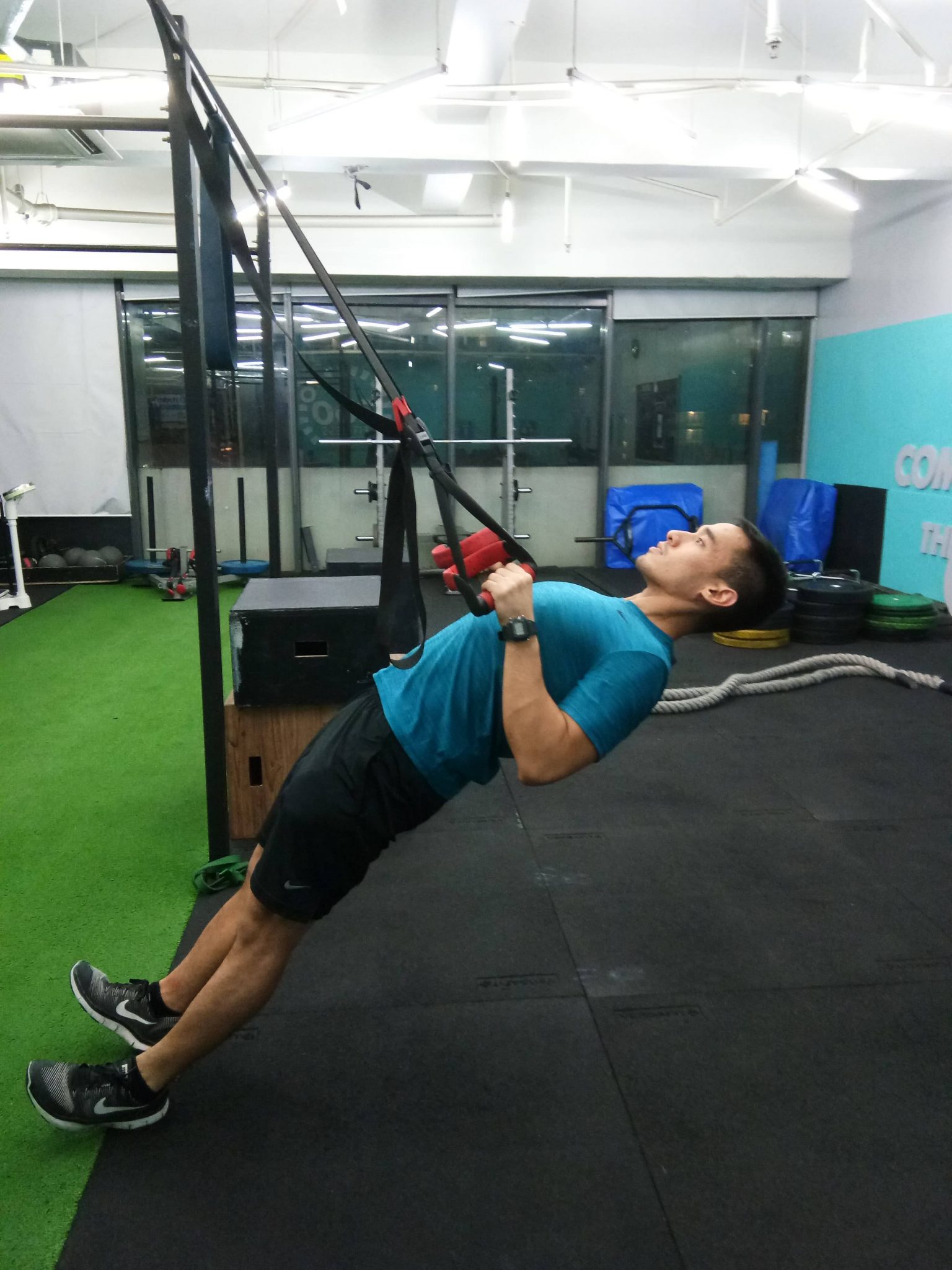 Suspension trainer row