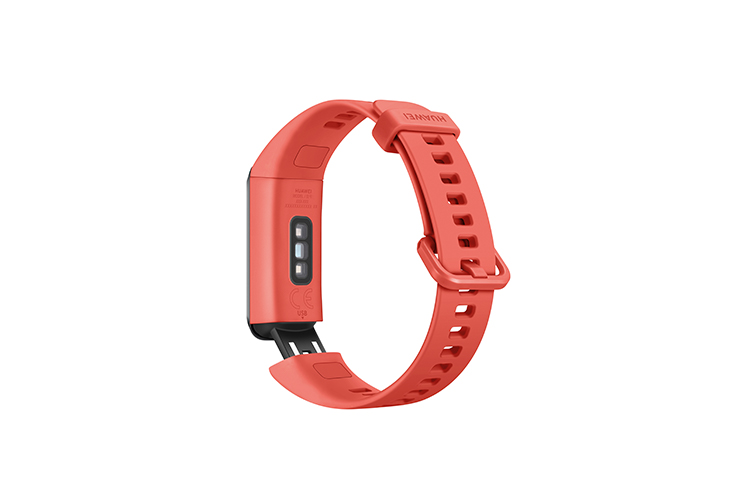 The Huawei Band 4 also provides haptic feedback upon your heart rate exceeding its maximum capacity