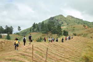 If you’re going on a level or easy trail like Masungi, open sandals may be a good choice