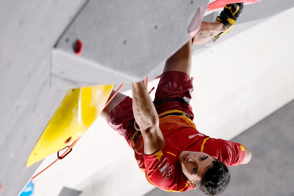 It was an impressive performance from Ginés López, who is usually a bouldering and lead specialist and had only qualified in sixth position