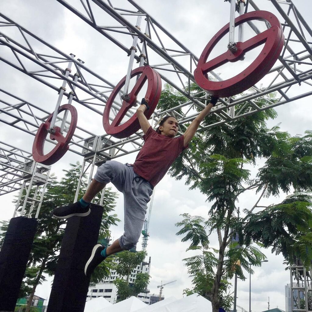 Come and try out the Galleria Obstacle Zone to level up your workouts for free