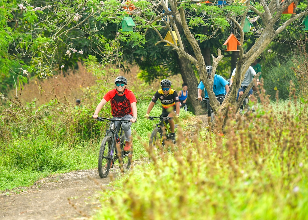 The Riverpark Trails is great for both beginner and intermediate bikers